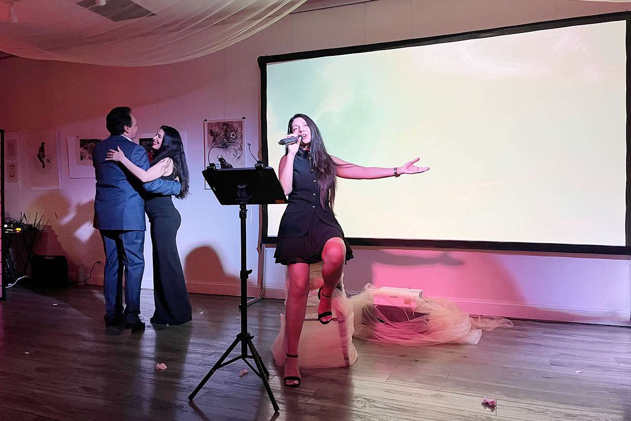 Elka-Bardarova-Event-03 Българската поезия зад граница блести в сърцето на Чикаго